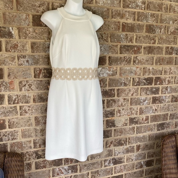 Gorgeous Vince Camuto Halter Cream and Gold Sheath Dress Size 6 - Picture 3 of 10